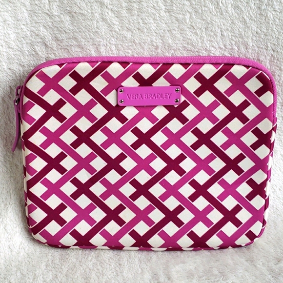 Vera Bradley Handbags - Vera Bradley Laptop/IPad Bag